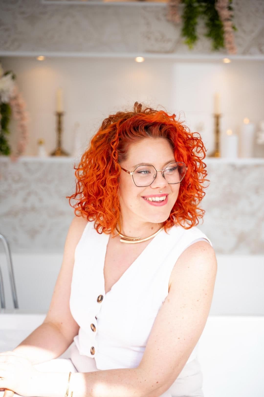 Camille, coiffeuse à domicile et fondatrice de Couleurs Vives